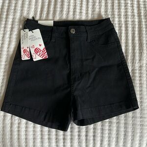 Black high waist stretchy shorts